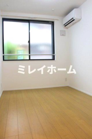 拡大写真:ソルナクレイシア大森Ⅱ 2階201の居間