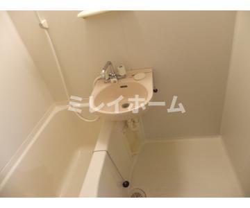 拡大写真:BROWNHOMES 2階205の洗面所