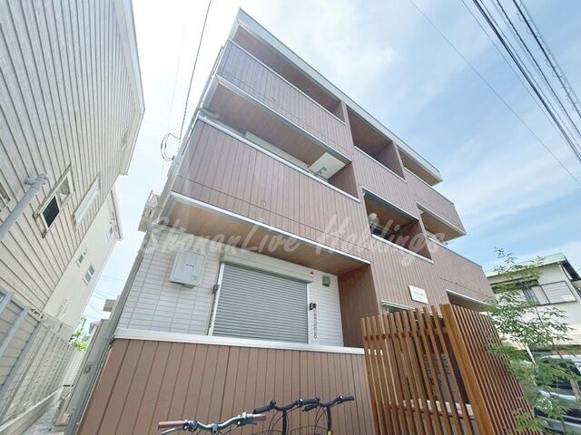 茅ヶ崎市東海岸北2丁目の外観