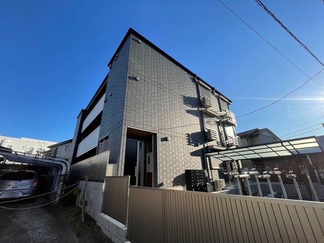 写真：藤沢市高倉の外観