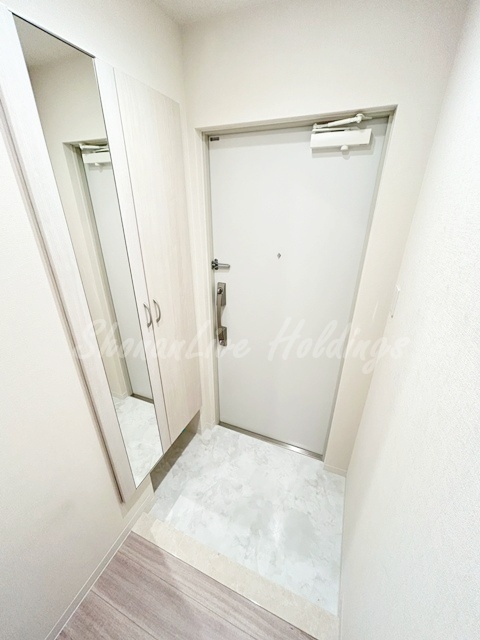 拡大写真:平塚市明石町 3階304のお履き物が多い方にもおすすめ♪