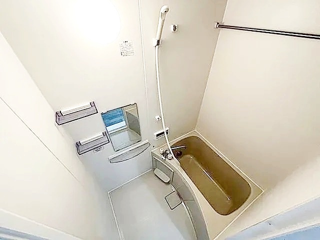 拡大写真:鎌倉市岩瀬 2階203の風呂