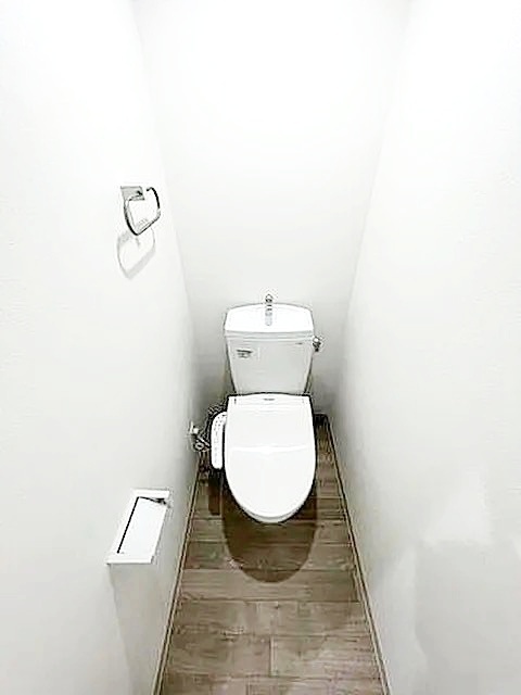 拡大写真:鎌倉市岩瀬 2階203のトイレ