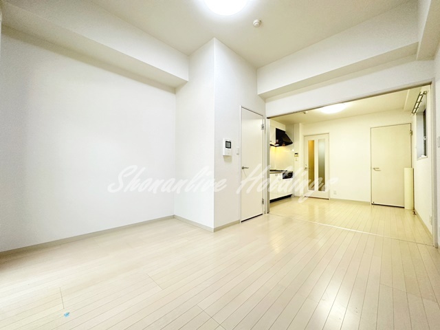 拡大写真:藤沢市湘南台2丁目 4階201の落ち着いて過ごせるお部屋です♪