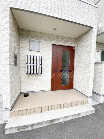 拡大写真:横浜市栄区飯島町 1階101の毎日通るエントランス♪