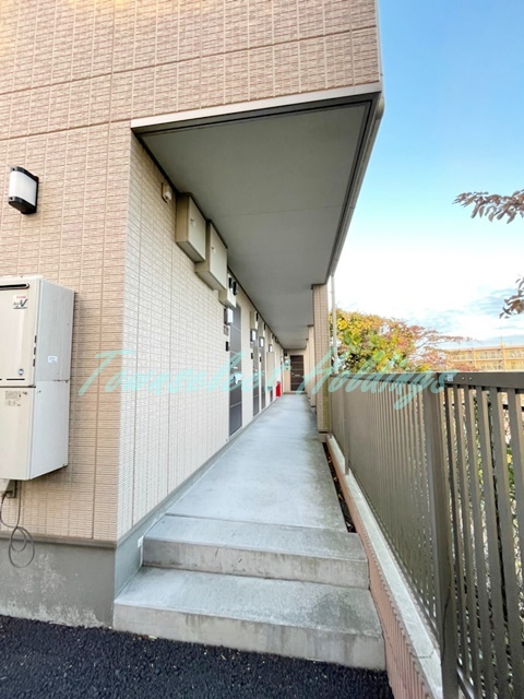 拡大写真:横浜市戸塚区矢部町 2階202のエントランス