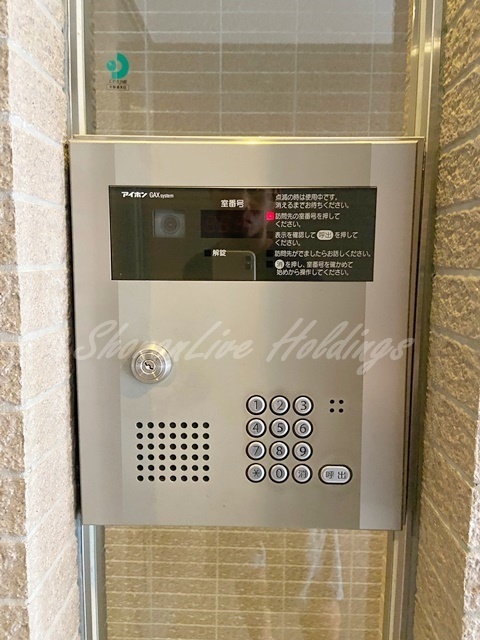 拡大写真:平塚市明石町 3階301のオートロック完備で防音面も安心♪