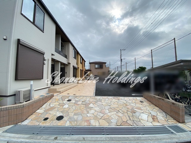 拡大写真:藤沢市石川4丁目 2階202のエントランス