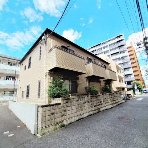 コンフォート生麦の外観