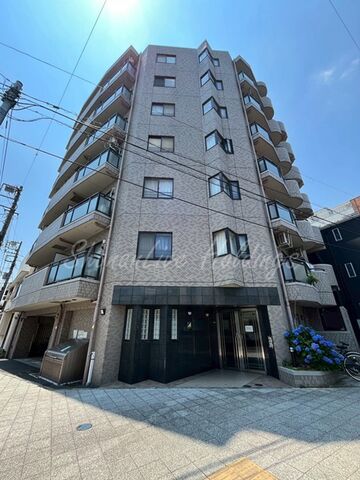 アークプラザ三春台の外観