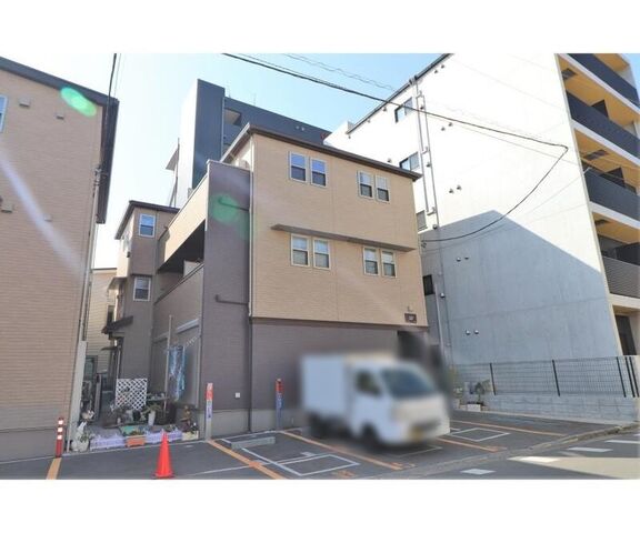 拡大写真:ALOHA HILO 3階302の外観