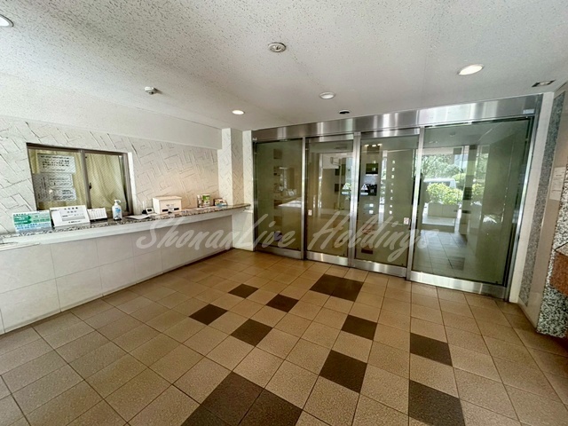 拡大写真：LA.PRYLE新横浜 3階325の綺麗なエントランス♪
