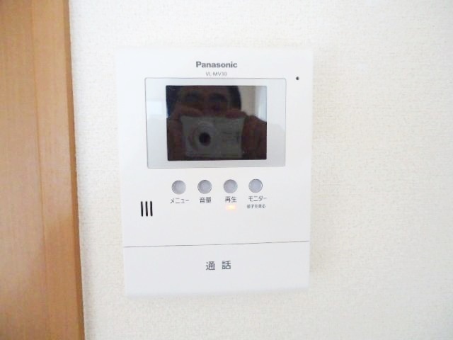 拡大写真:フラワリーヒル 3階303のモニター付きインターホン♪