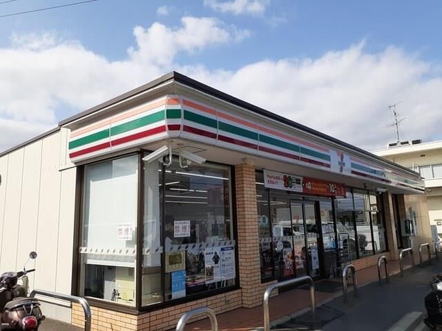 拡大写真:プラスペラティC 1階102のセブン-イレブン岡山今保店まで750m