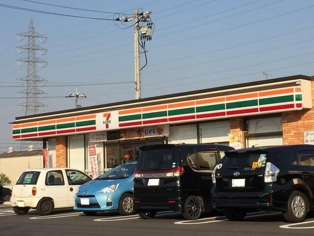 拡大写真：サンフラット乙島Ｂ棟 2階203のセブンイレブンまで400m