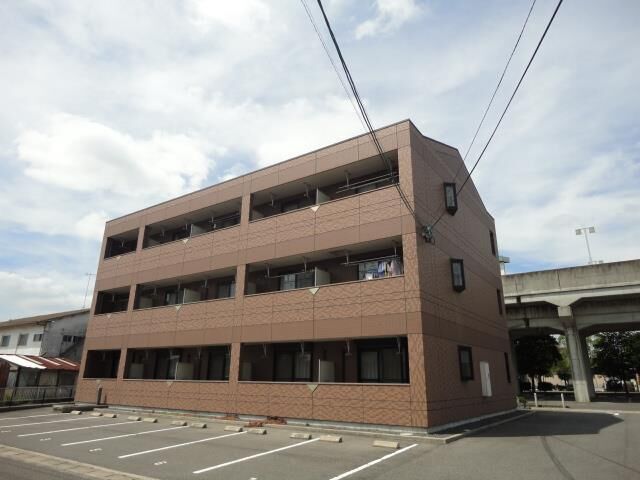拡大写真:コンフォール 2階203の外観写真(昼)