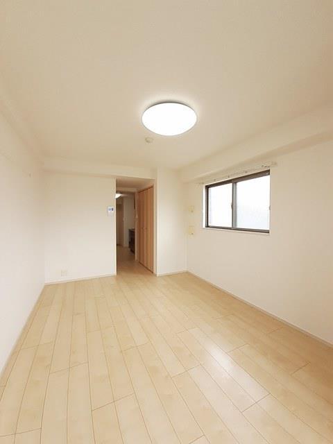 拡大写真:プラステ東島田 7階702の内観