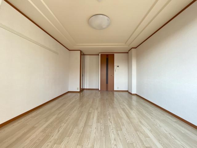 拡大写真:コンフォール 2階203の洋室