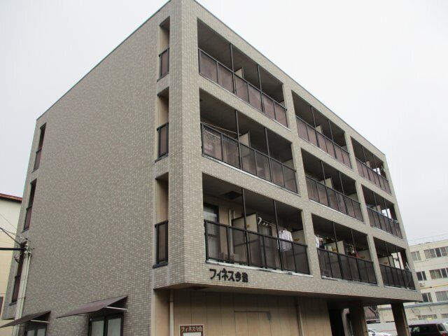 フィネス今治の外観
