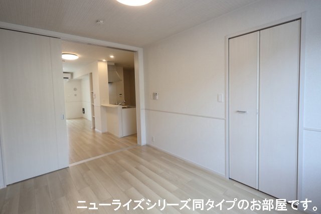 拡大写真:ソレイユ リック 1階106の内装もきれいです