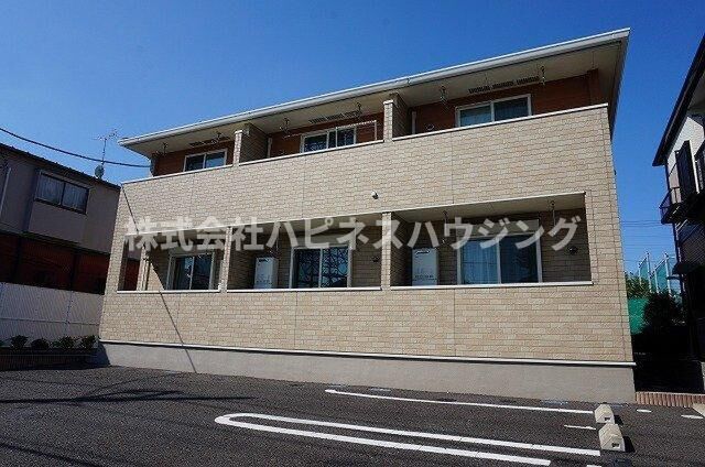 拡大写真:プルメリア 2階201の外観もきれいです