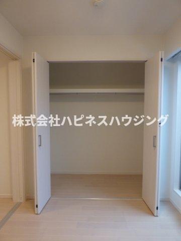 拡大写真:オークプレイス 1階101の収納
