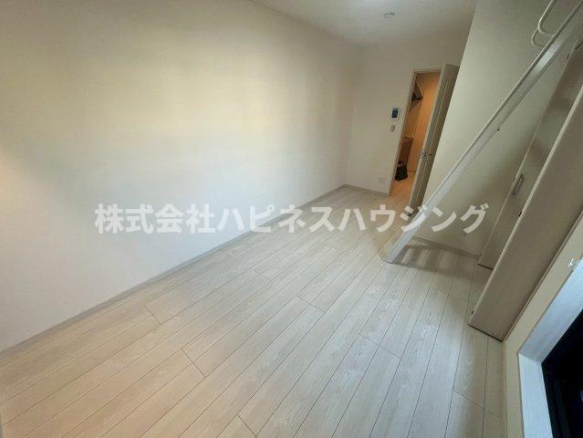 拡大写真:サラブレッドⅢ 2階205の洋室