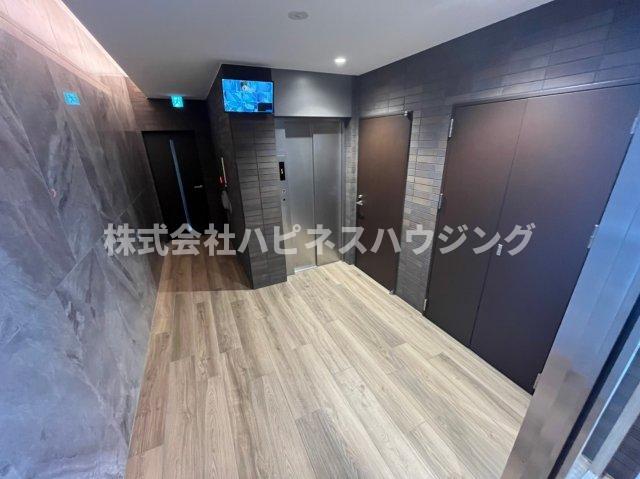 拡大写真：ＬａＳａｎｔｅ柏 3階302の1階エントランスホール　エレベーターあり