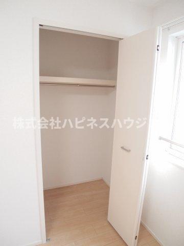拡大写真:エーデルⅢ 2階203のこまごまとしたものを収納できそうですね