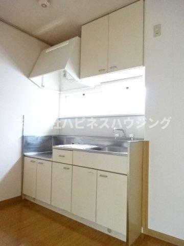 拡大写真:エステート渡辺 2階205のキッチン
