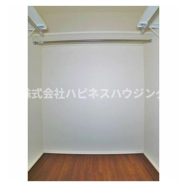 拡大写真:Pluslin Garden(プラスリンガーデン) 1階103の収納