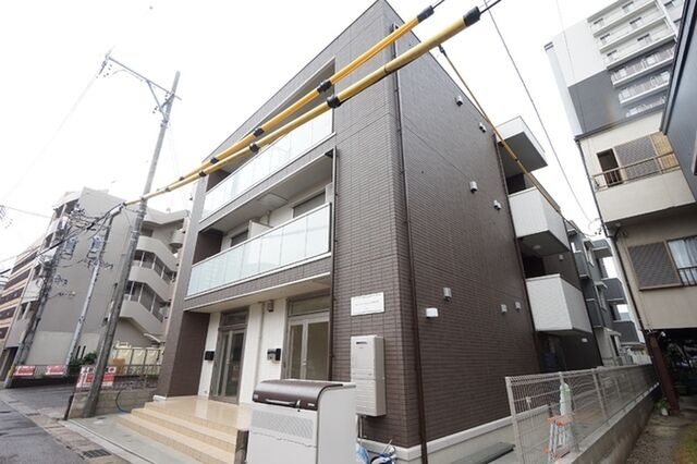 サンシャインヒルズ昭和町の外観