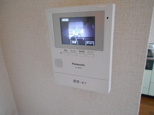 拡大写真:ZUCCA 2階201のカラーTVモニターフォン