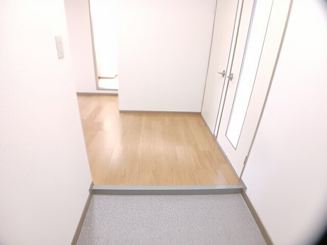 拡大写真:グランドパレス一ツ木C 1階101の内観