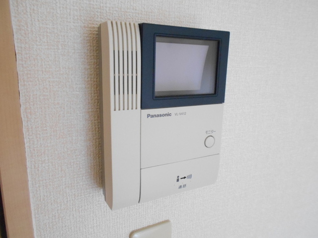 拡大写真:リモーネ B 1階101のTVモニター付きインターフォン