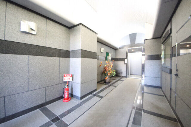 拡大写真:尼崎市次屋3丁目 3階303の外観