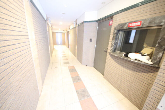 拡大写真:尼崎市長洲本通1丁目 6階607の敷地内・建物