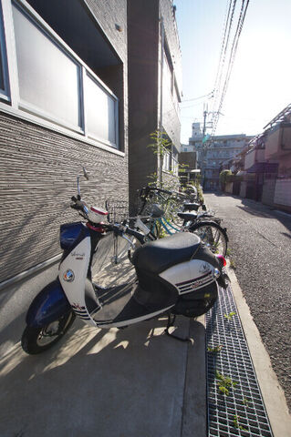 拡大写真:尼崎市東園田町5丁目 2階201の外観