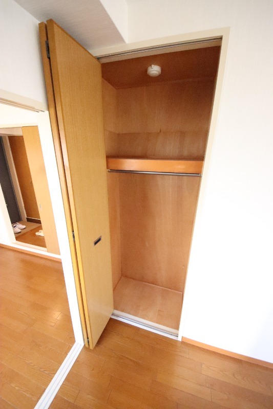 拡大写真:尼崎市次屋3丁目 3階303の内観