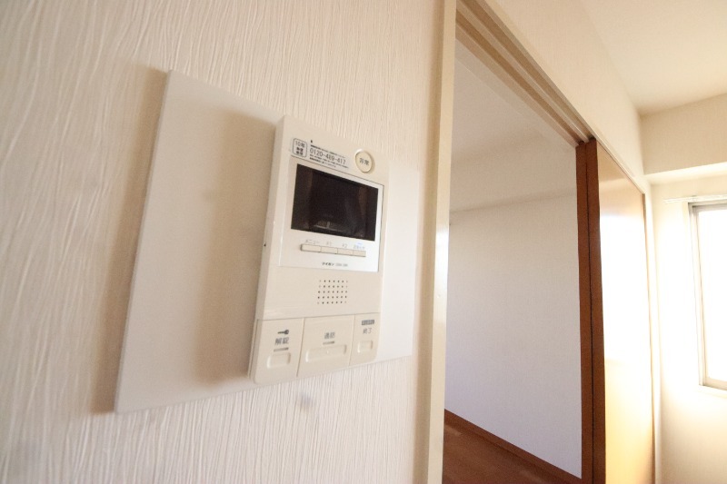 拡大写真:尼崎市次屋3丁目 3階303のセキュリティ