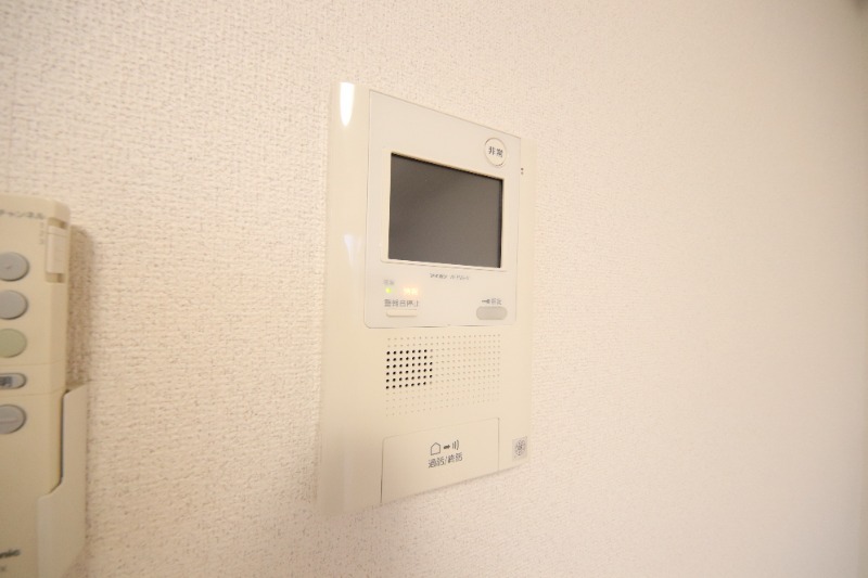 拡大写真:尼崎市南塚口町3丁目 3階302のセキュリティ