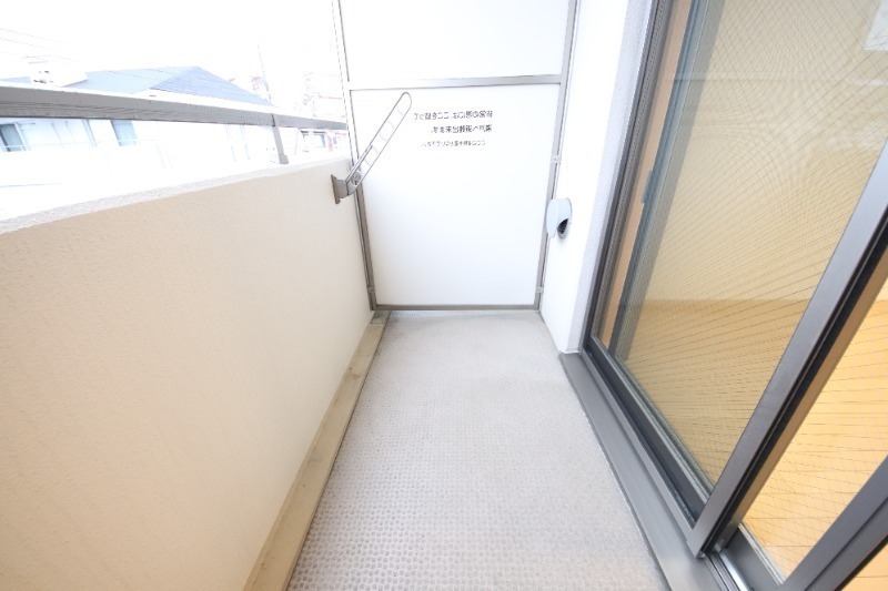 拡大写真:尼崎市南塚口町3丁目 4階403のバルコニー