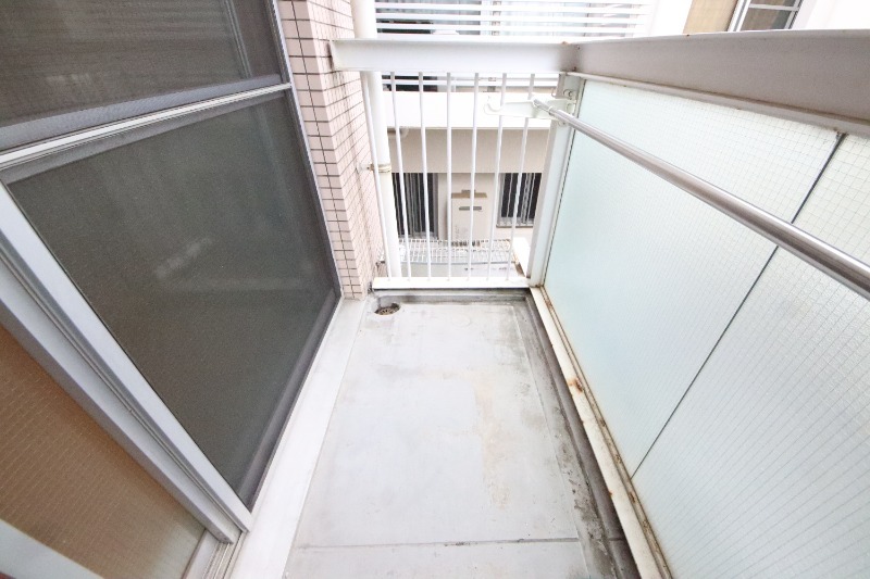 拡大写真:尼崎市武庫之荘本町2丁目 2階202のバルコニー