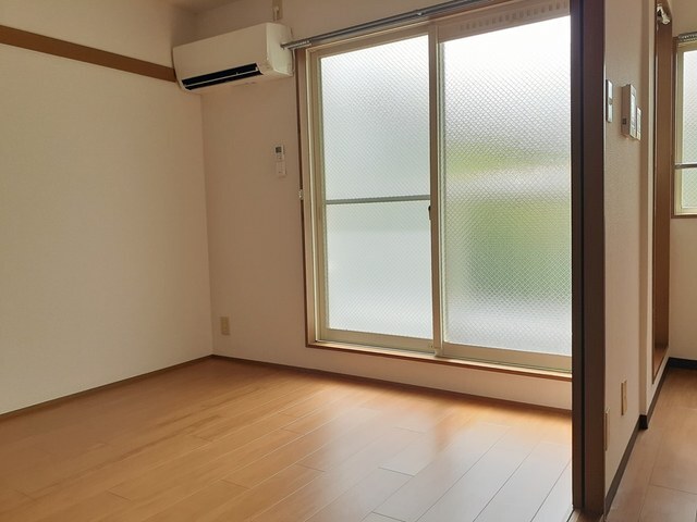 拡大写真：宝塚市鹿塩(〒665-0054)２丁目 2階202のその他