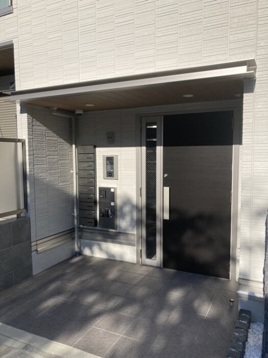 拡大写真:尼崎市南武庫之荘3丁目 3階302のエントランス