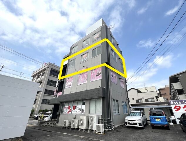 竜美西 平成ビルの外観