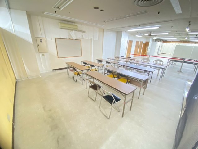 拡大写真:岡崎シビコ 1階117の内装