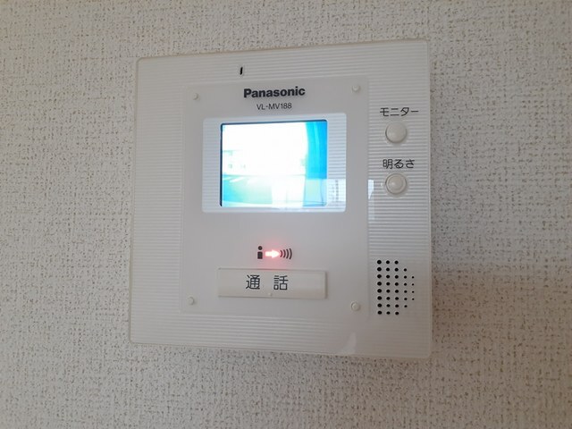 拡大写真:リッソ カージェ 2階203のTVモニターホン