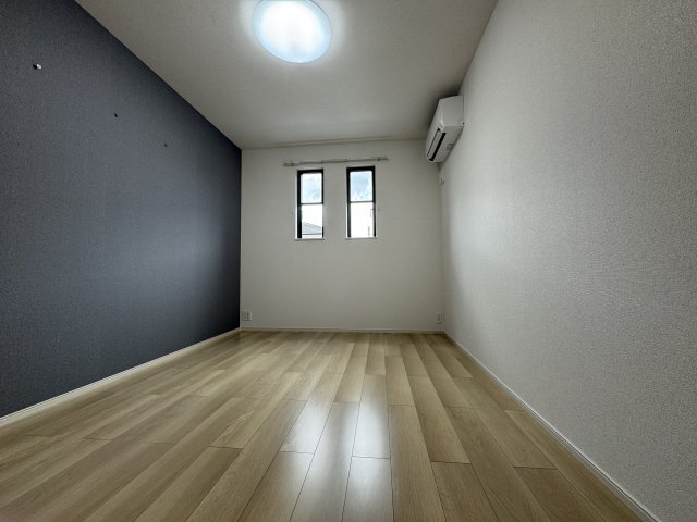 拡大写真:ルミナス 八街 2階202の洋室6.5帖(同型タイプ)