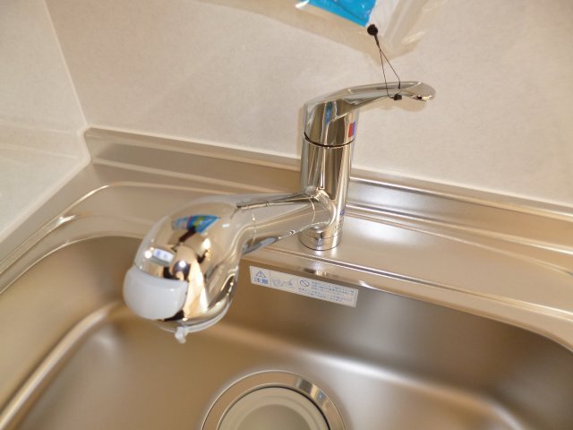 拡大写真:取香牧B 2階205の備付浄水器